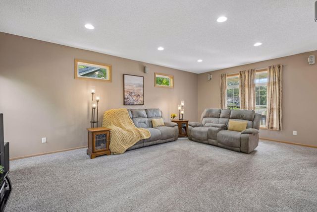 680 Kayla Lane, Hanover, MN 55341