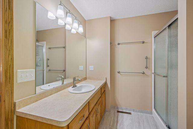 680 Kayla Lane, Hanover, MN 55341