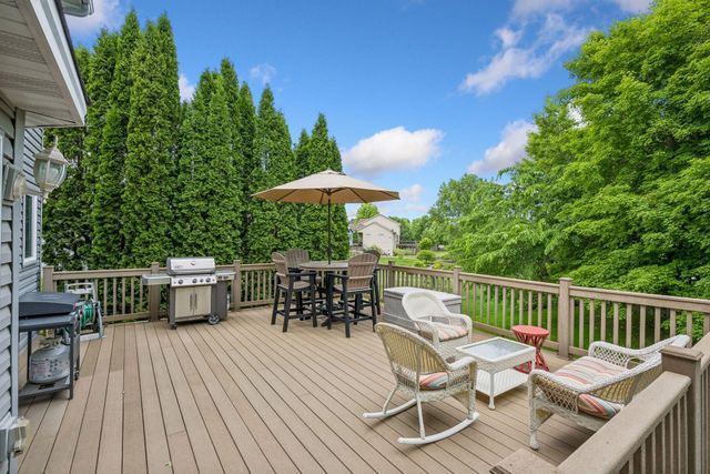 680 Kayla Lane, Hanover, MN 55341