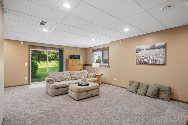 680 Kayla Lane, Hanover, MN 55341