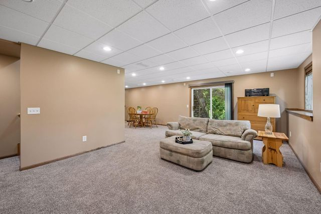 680 Kayla Lane, Hanover, MN 55341