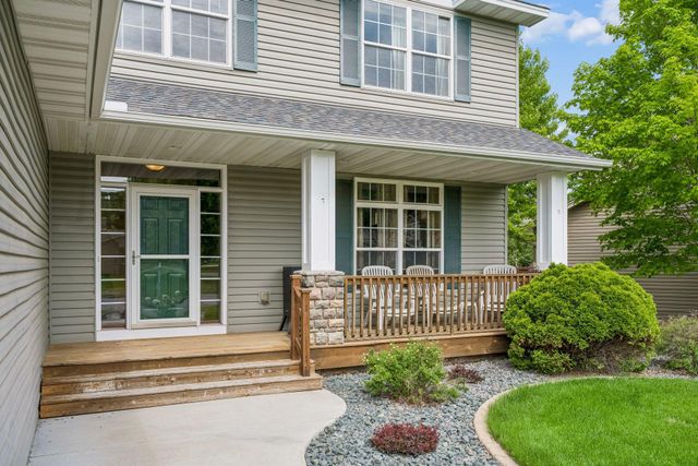 680 Kayla Lane, Hanover, MN 55341