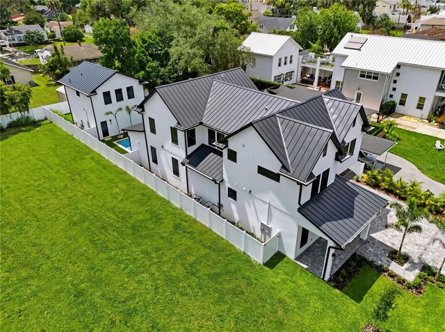 1222 POINSETTIA AVENUE, Orlando, FL 32804