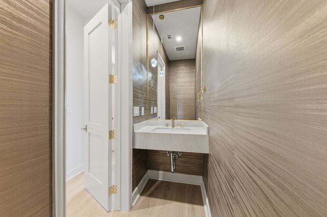 1900 S Ervay Street 608, Dallas, TX 75215