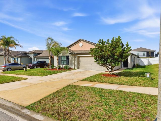 6637 WAGON TRAIL STREET, Zephyrhills, FL 33541