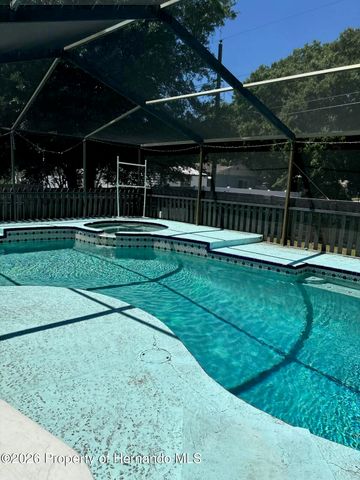 39219 5th Avenue, Zephyrhills, FL 33542