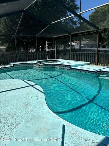 39219 5th Avenue, Zephyrhills, FL 33542
