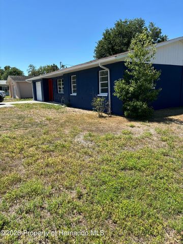 39219 5th Avenue, Zephyrhills, FL 33542