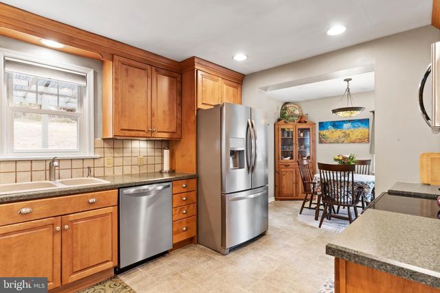 3160 BROOKWOOD ST, Harrisburg, PA 17111