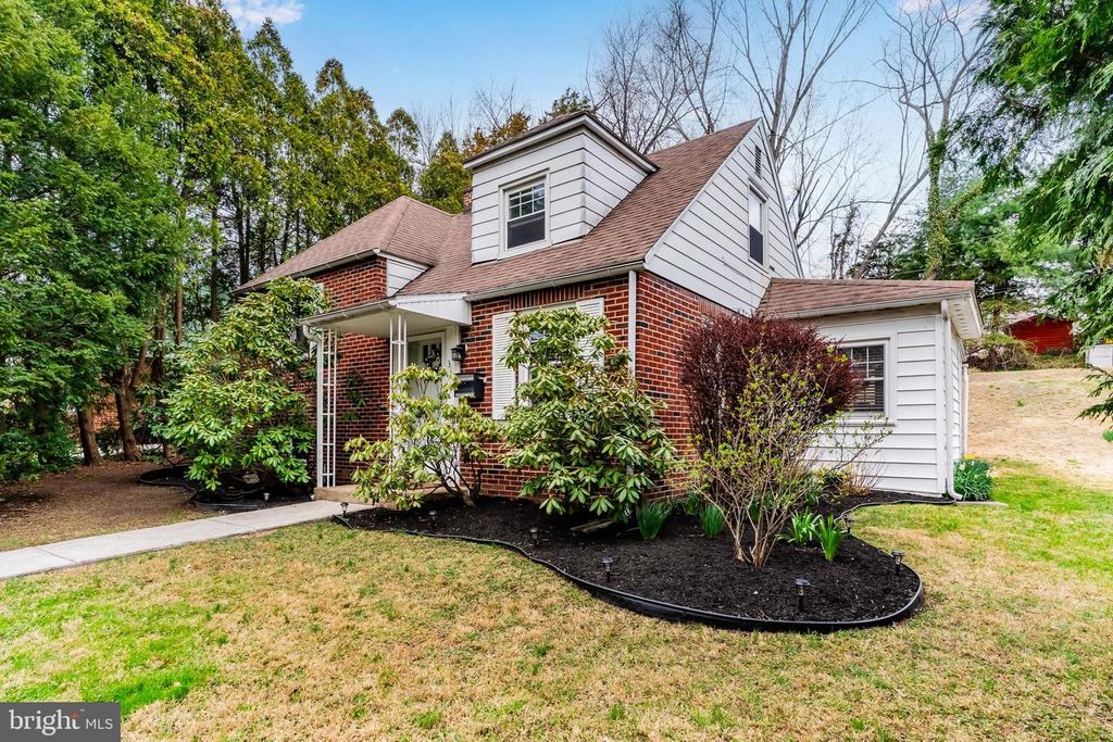 3160 BROOKWOOD ST, Harrisburg, PA 17111