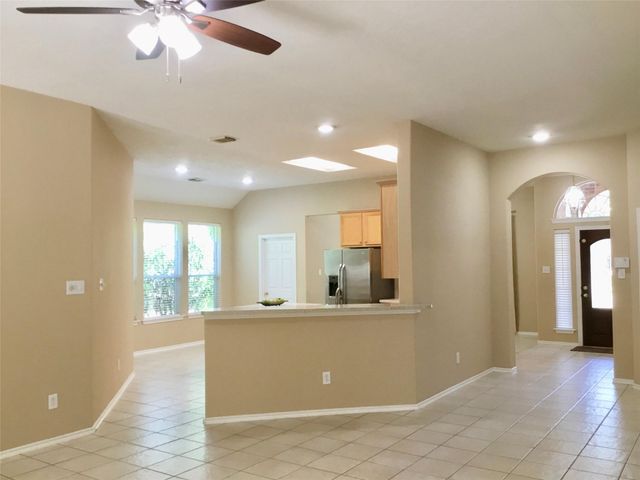 14 Heron Hollow Court, The Woodlands, TX 77382