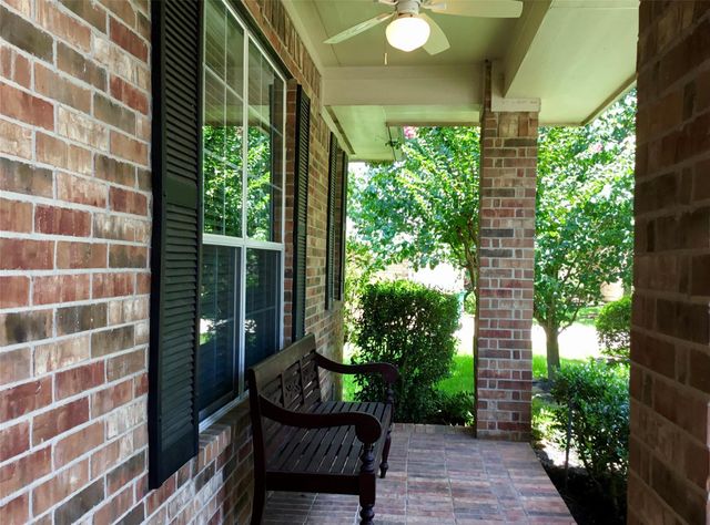 14 Heron Hollow Court, The Woodlands, TX 77382