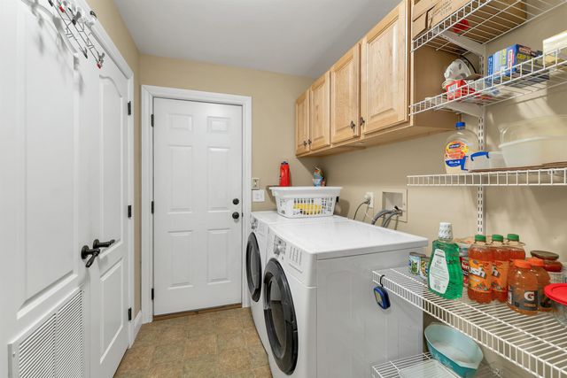 2 Goldenrod Way, North Hampton, NH 03862