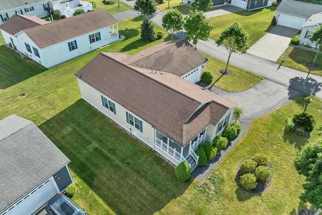 2 Goldenrod Way, North Hampton, NH 03862