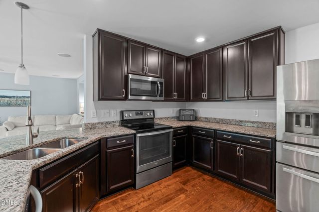 3137 Willow Ranch Drive, Fuquay Varina, NC 27526