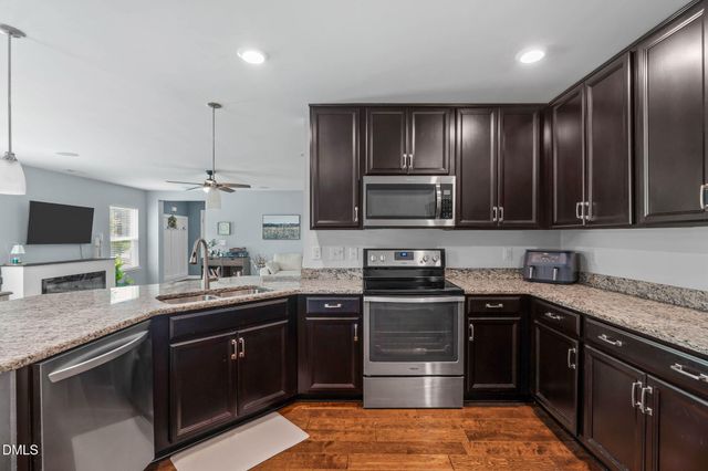 3137 Willow Ranch Drive, Fuquay Varina, NC 27526