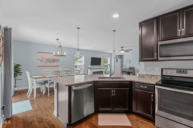 3137 Willow Ranch Drive, Fuquay Varina, NC 27526