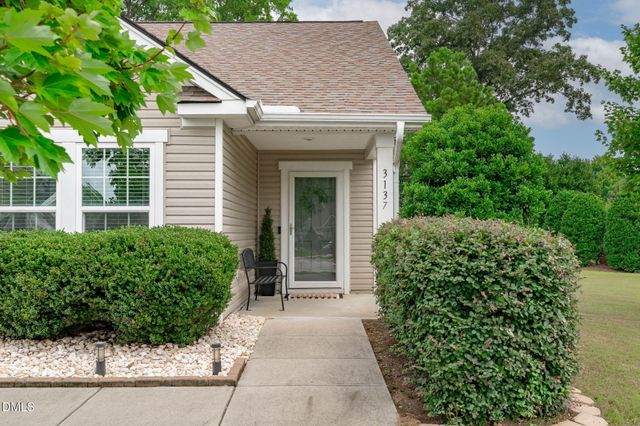 3137 Willow Ranch Drive, Fuquay Varina, NC 27526