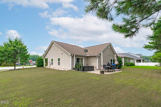 3137 Willow Ranch Drive, Fuquay Varina, NC 27526