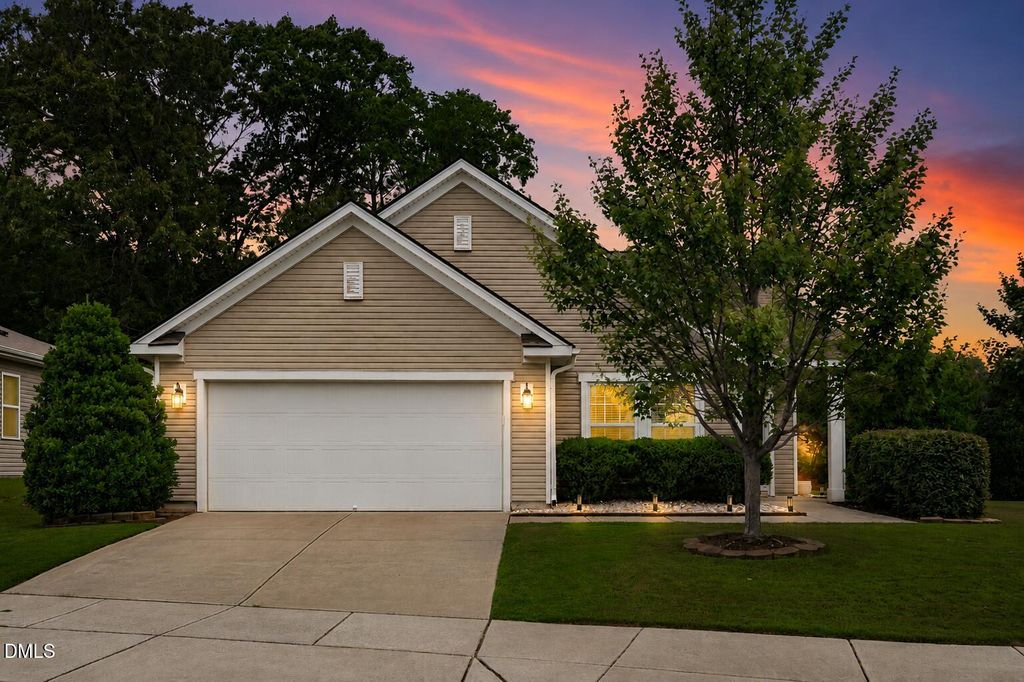 3137 Willow Ranch Drive, Fuquay Varina, NC 27526