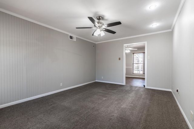 12118 Brisbane Avenue, Farmers Branch, TX 75234