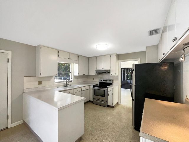 5250 TIMBERLANE ROAD, Lake Wales, FL 33898