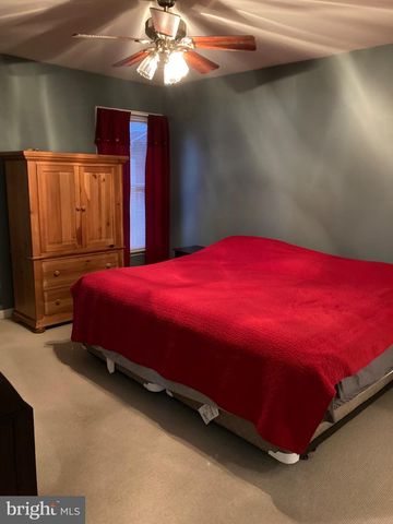 1213 PROGRESS RD, Chambersburg, PA 17201