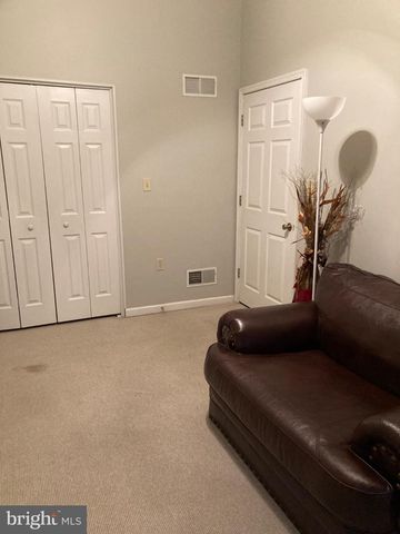 1213 PROGRESS RD, Chambersburg, PA 17201