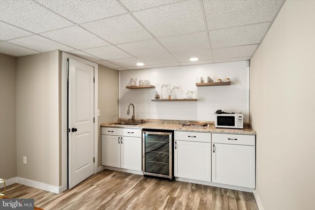 3 STOUT RD, Princeton, NJ 08540