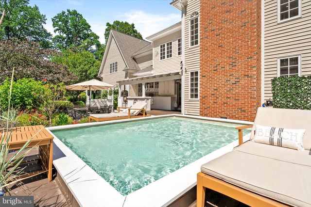 3 STOUT RD, Princeton, NJ 08540