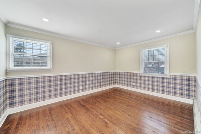 20 Sagamore Way S, Jericho, NY 11753