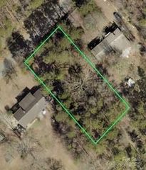 7813 Benning Street, Charlotte, NC 28216