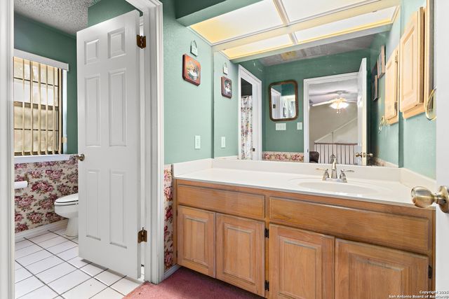 25735 Green River Dr., San Antonio, TX 78260