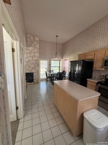 25735 Green River Dr., San Antonio, TX 78260