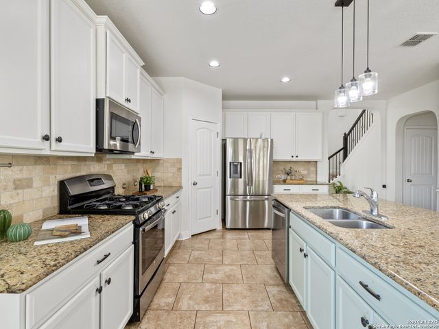 22438 Akin Fawn, San Antonio, TX 78261