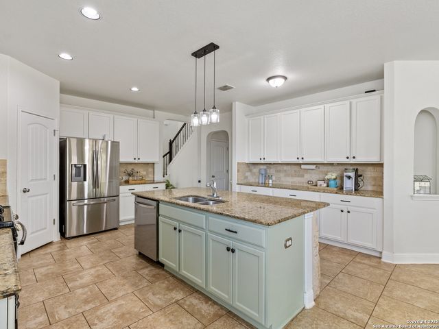 22438 Akin Fawn, San Antonio, TX 78261