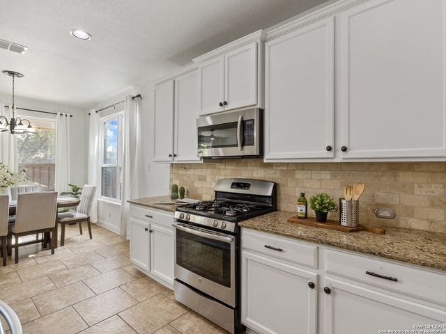 22438 Akin Fawn, San Antonio, TX 78261