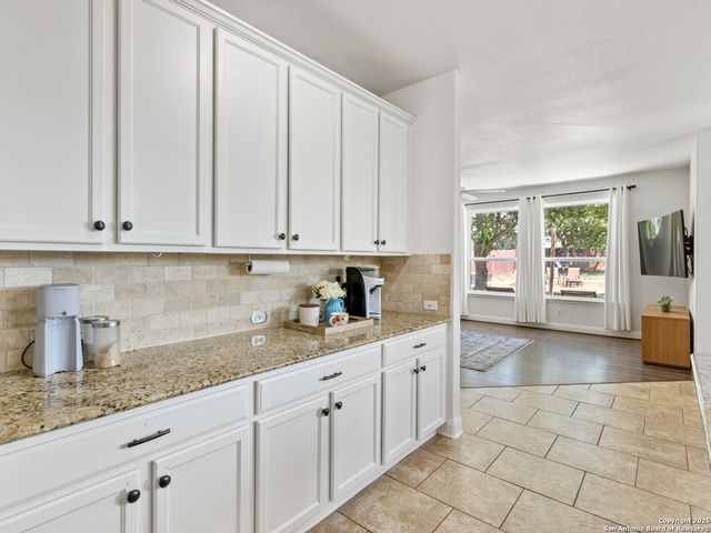 22438 Akin Fawn, San Antonio, TX 78261