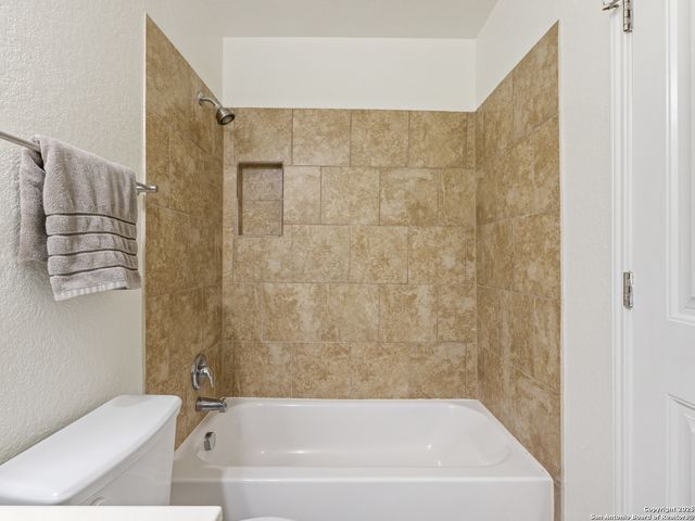 22438 Akin Fawn, San Antonio, TX 78261