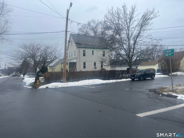 10 Graham Street, Stratford, CT 06615