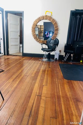 10 Graham Street, Stratford, CT 06615