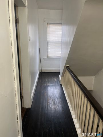 10 Graham Street, Stratford, CT 06615