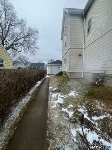 10 Graham Street, Stratford, CT 06615