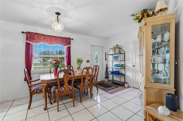 7221 8TH AVENUE LOOP W, Bradenton, FL 34209