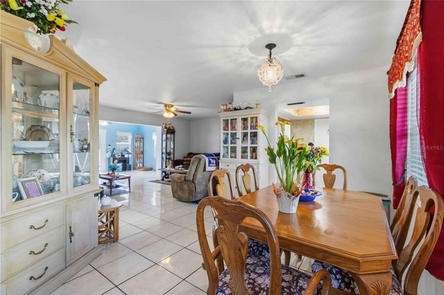 7221 8TH AVENUE LOOP W, Bradenton, FL 34209