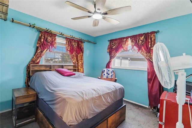 7221 8TH AVENUE LOOP W, Bradenton, FL 34209