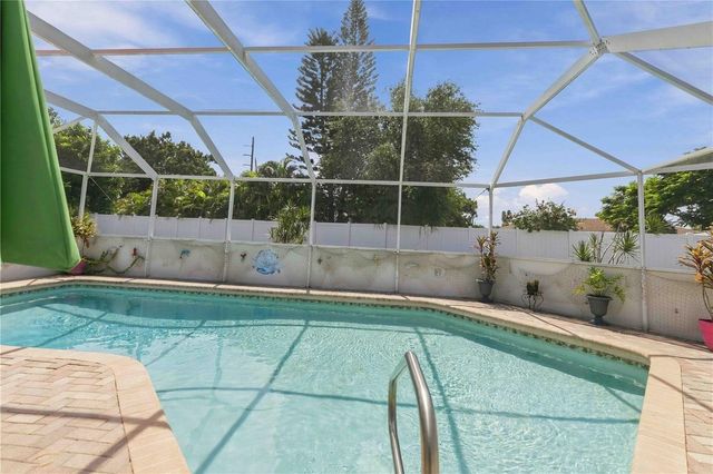 7221 8TH AVENUE LOOP W, Bradenton, FL 34209