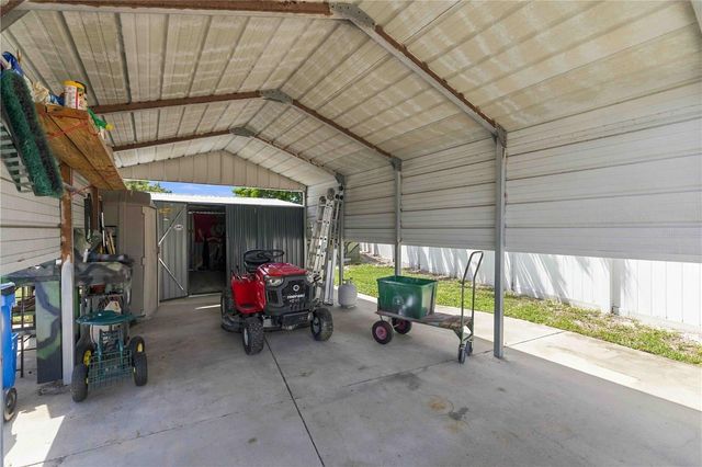 7221 8TH AVENUE LOOP W, Bradenton, FL 34209