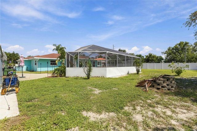 7221 8TH AVENUE LOOP W, Bradenton, FL 34209