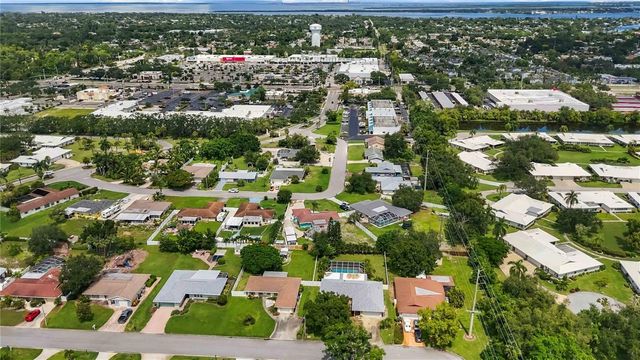 7221 8TH AVENUE LOOP W, Bradenton, FL 34209